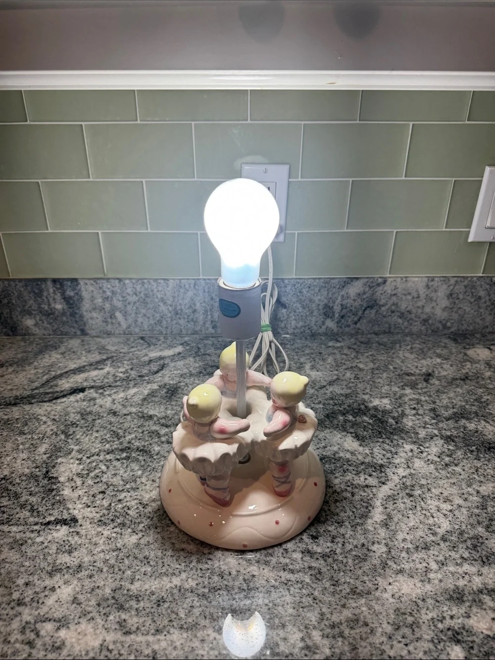 Vintage nursery or little girl bedroom lamp with three precious ballerinas!